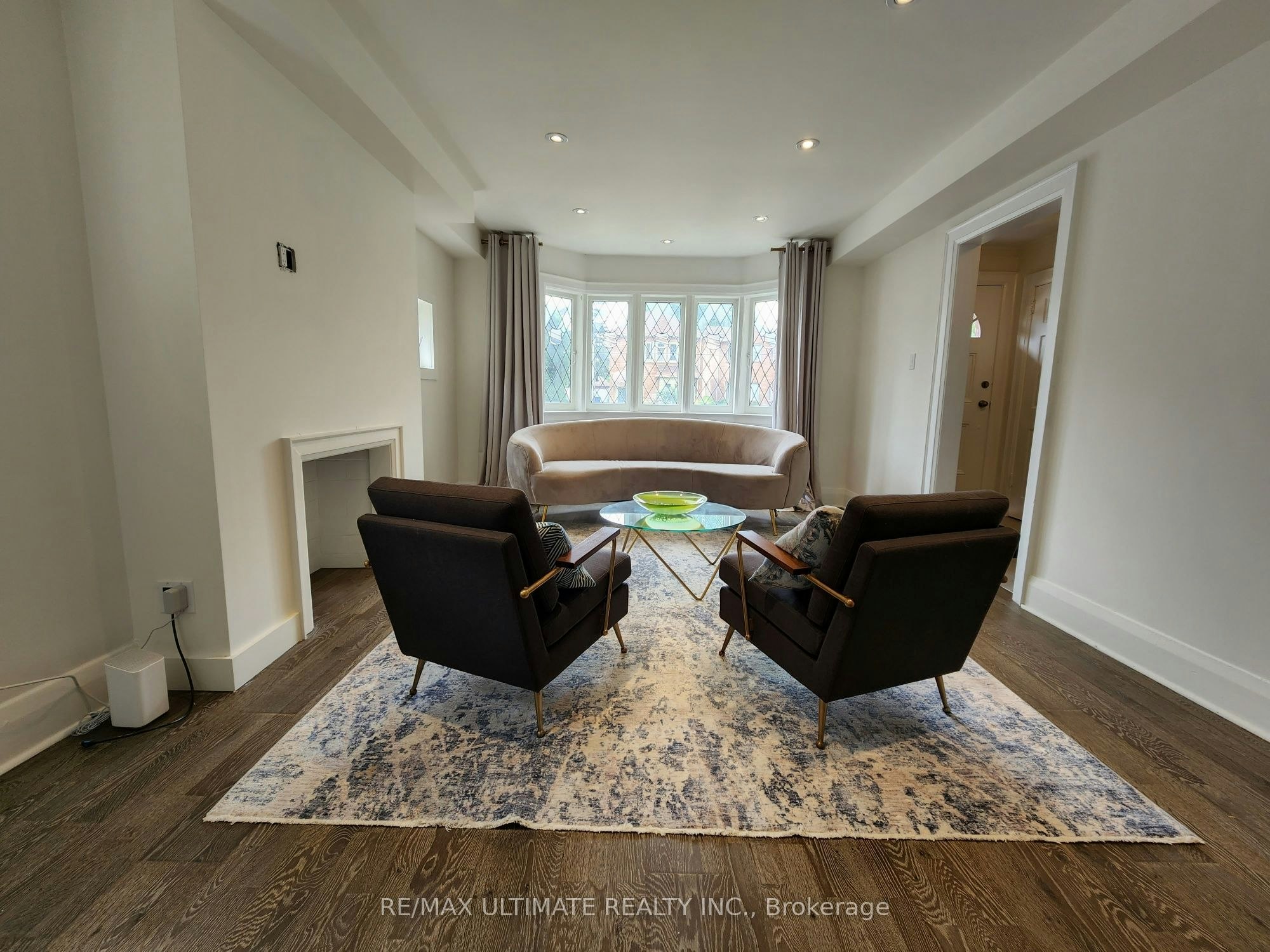 45 Warland Avenue, Toronto, ON, M4J 3G1 - 8