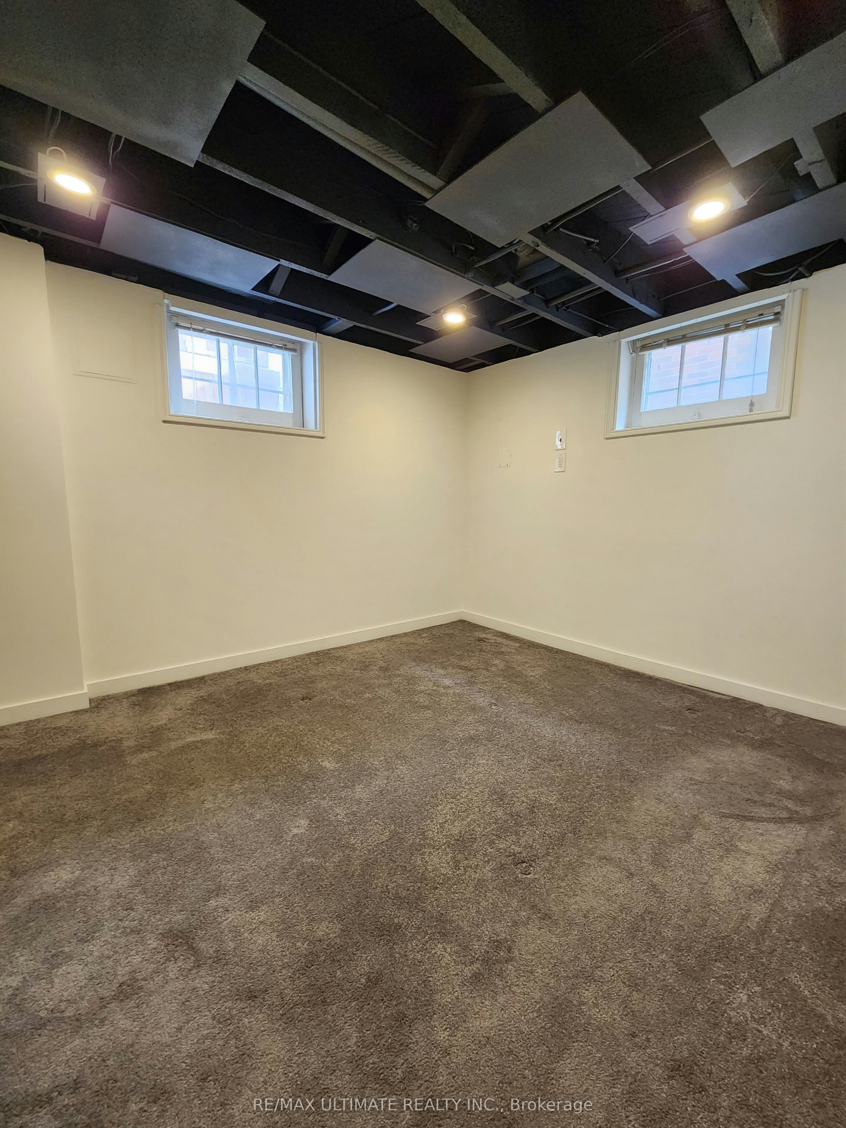 45 Warland Avenue, Toronto, ON, M4J 3G1 - 18