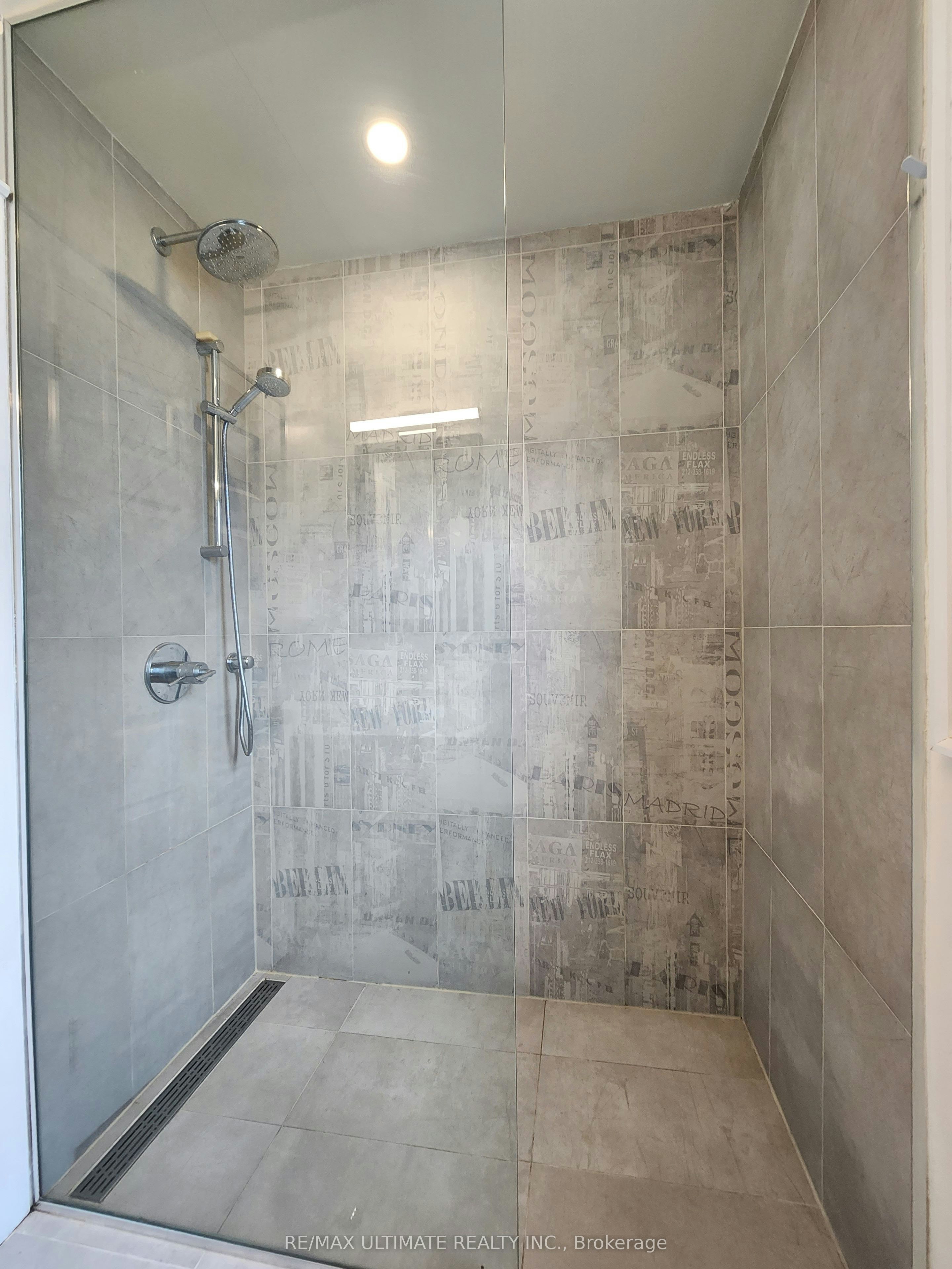 45 Warland Avenue, Toronto, ON, M4J 3G1 - 19