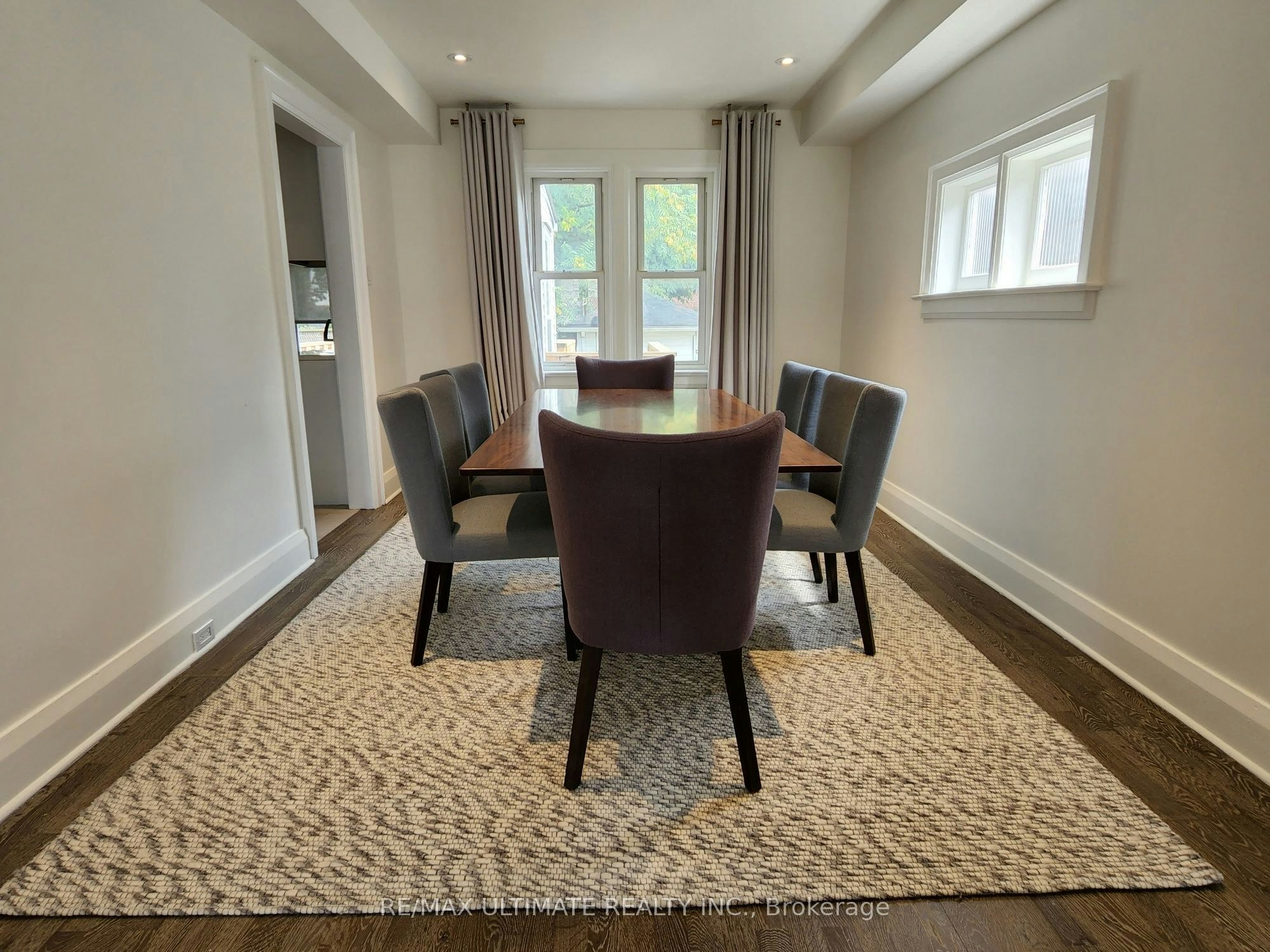 45 Warland Avenue, Toronto, ON, M4J 3G1 - 11