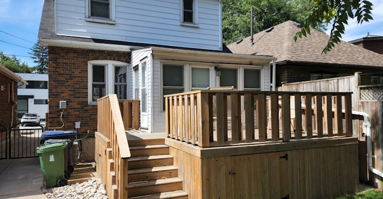 45 Warland Avenue, Toronto, ON, M4J 3G1 - 3