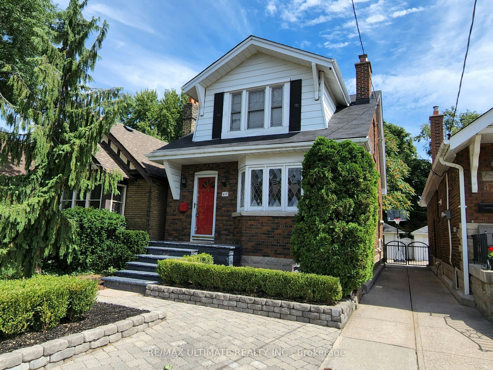 45 Warland Avenue, Toronto, ON, M4J 3G1