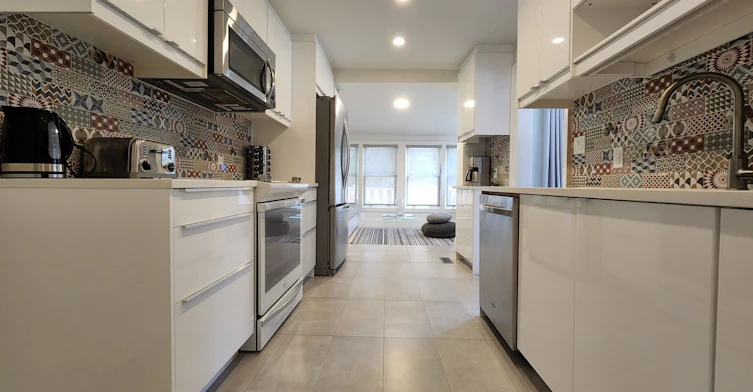 45 Warland Avenue, Toronto, ON, M4J 3G1 - 5