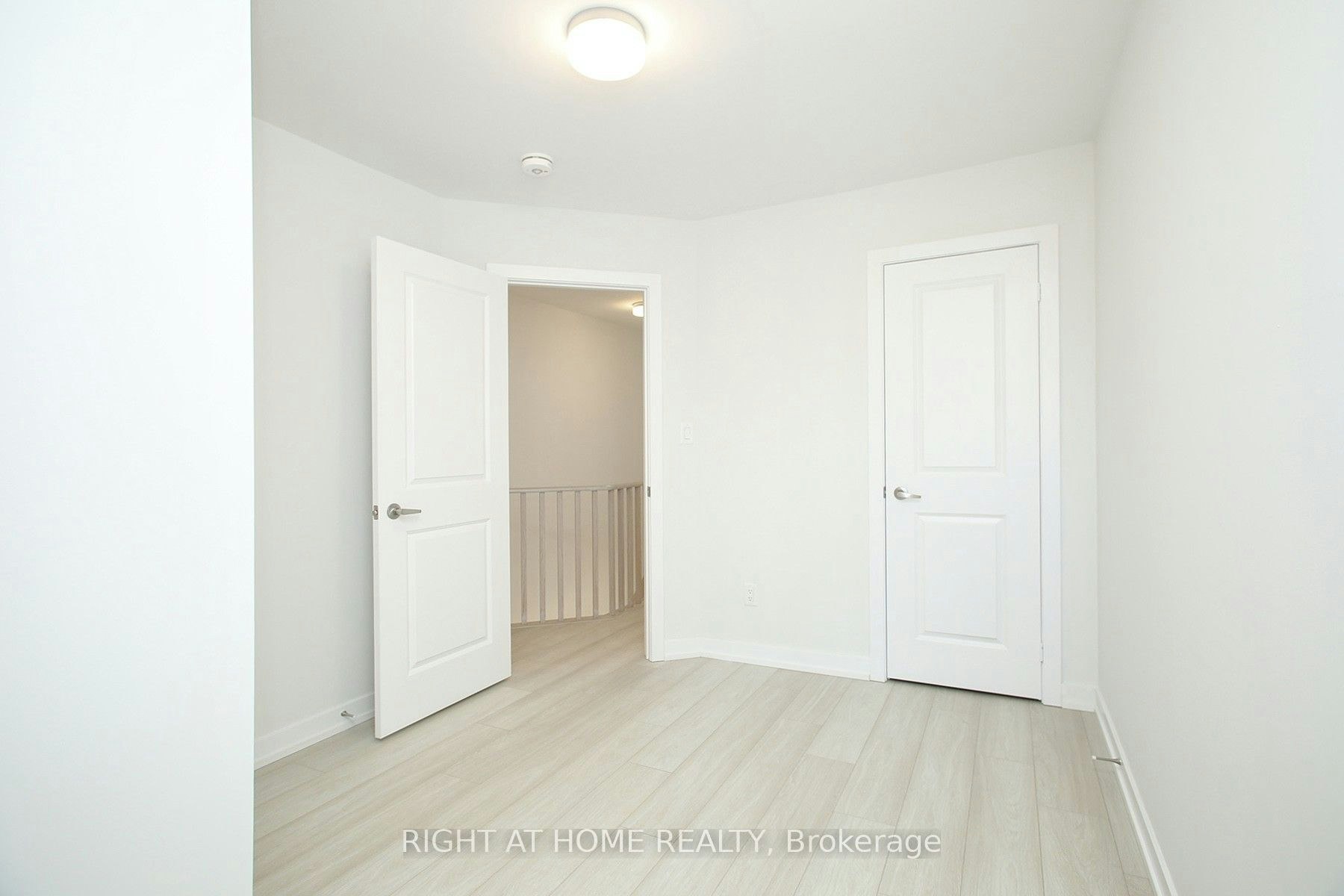 128 Brockley Drive, Toronto, ON, M1P 0G3 - 9
