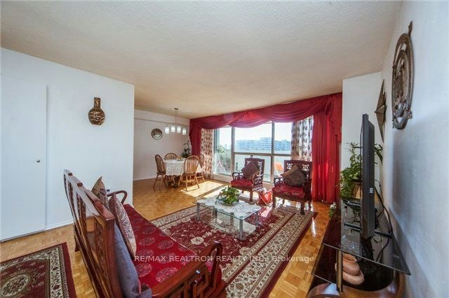 606-120 Dundalk Drive, Toronto, ON, M1P 4V9 - 7