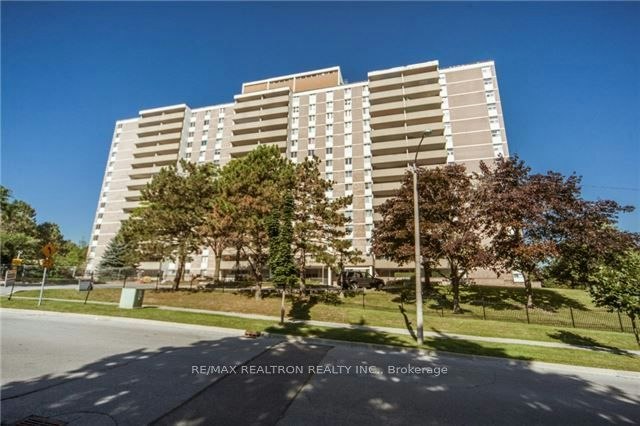 606-120 Dundalk Drive, Toronto, ON, M1P 4V9 - 5