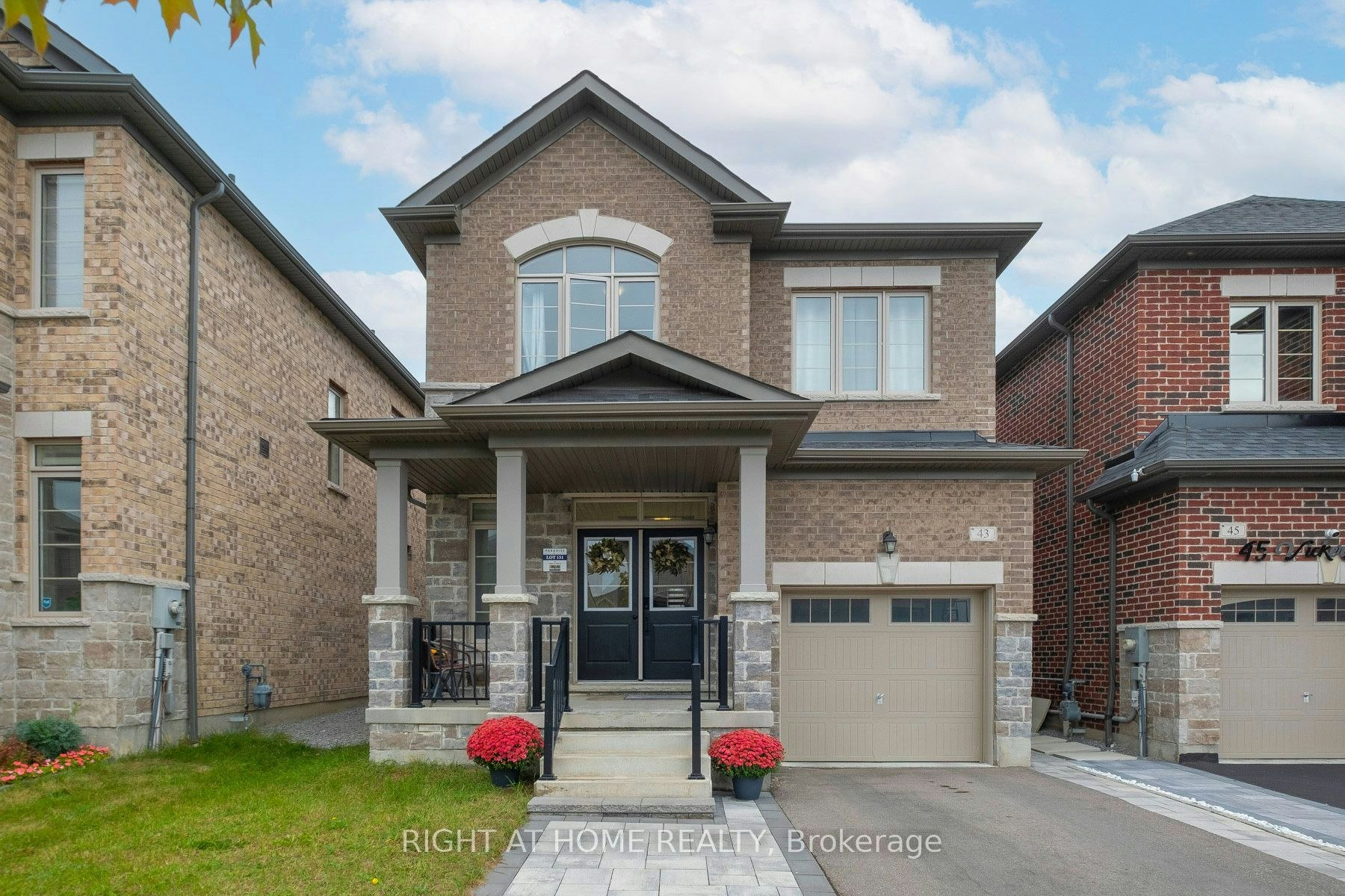 43 Vickery Street, Whitby, ON, L1P 0L2