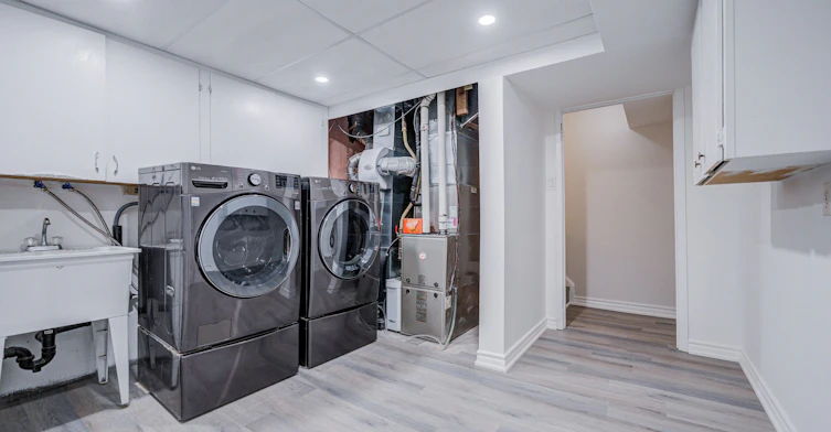 1132 Cedarcroft Crescent, Pickering, ON, L1X 1R8 - 43