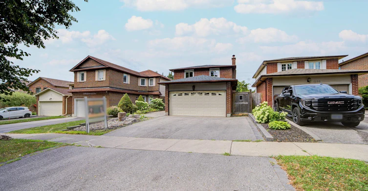 1132 Cedarcroft Crescent, Pickering, ON, L1X 1R8