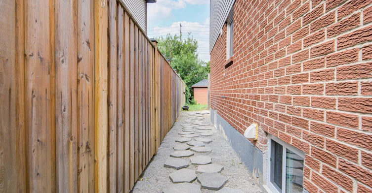1132 Cedarcroft Crescent, Pickering, ON, L1X 1R8 - 45