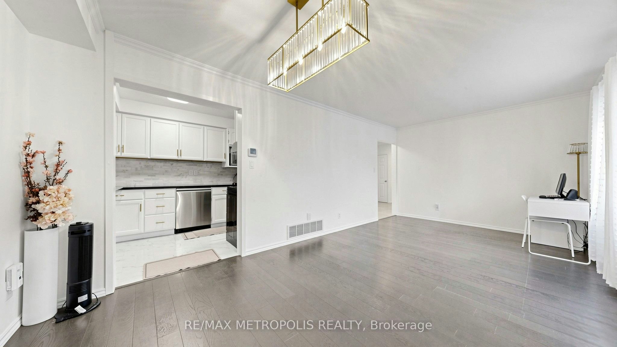 892 Gentry Crescent, Oshawa, ON, L1K 1L8 - 7
