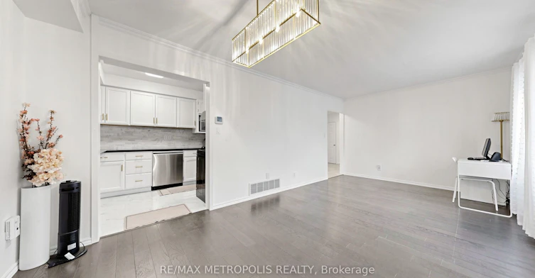 892 Gentry Crescent, Oshawa, ON, L1K 1L8 - 7