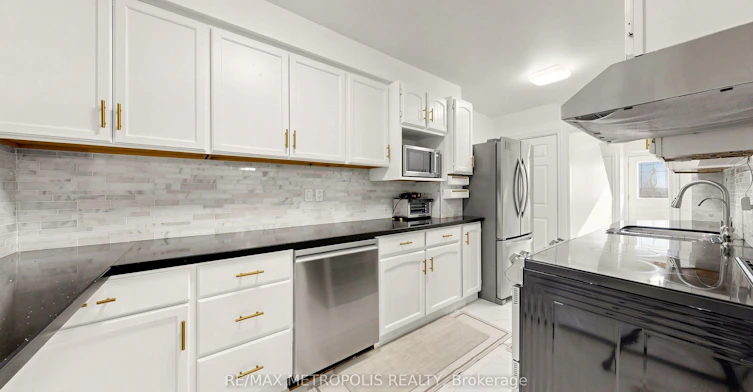 892 Gentry Crescent, Oshawa, ON, L1K 1L8 - 10
