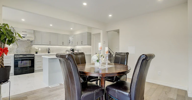 49 Grenbeck Drive, Toronto, ON, M1V 2H5 - 6
