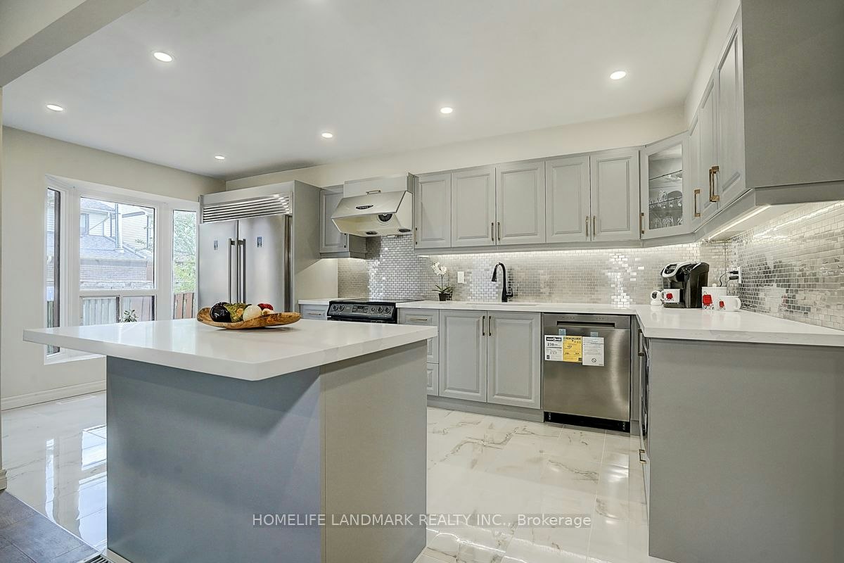49 Grenbeck Drive, Toronto, ON, M1V 2H5