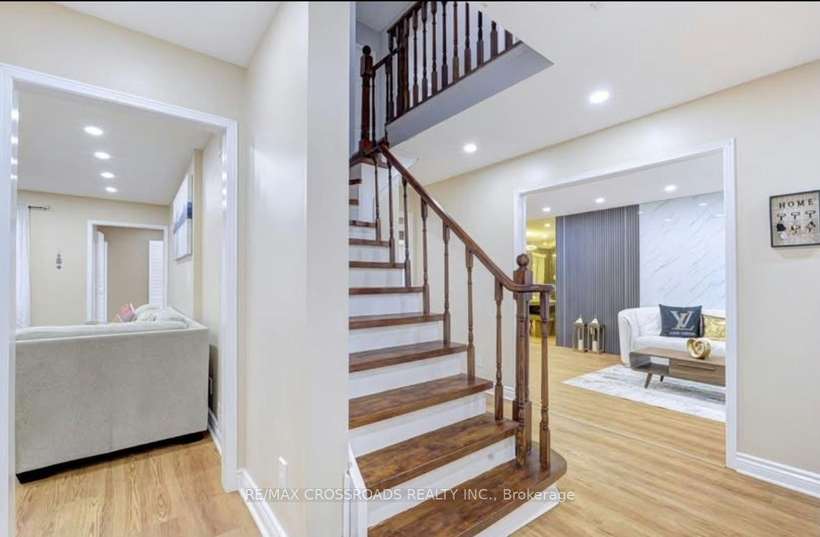 11 Murkar Crescent, Whitby, ON, L1N 8Y4 - 10