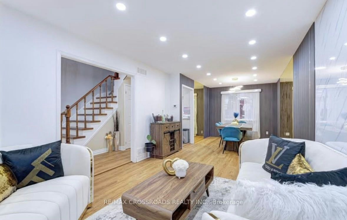 11 Murkar Crescent, Whitby, ON, L1N 8Y4 - 9