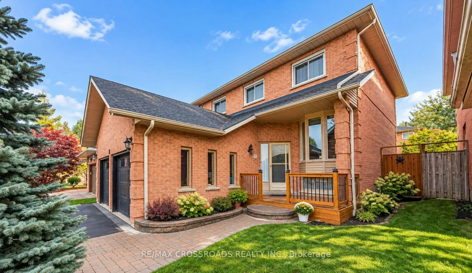 11 Murkar Crescent, Whitby, ON, L1N 8Y4 - 3