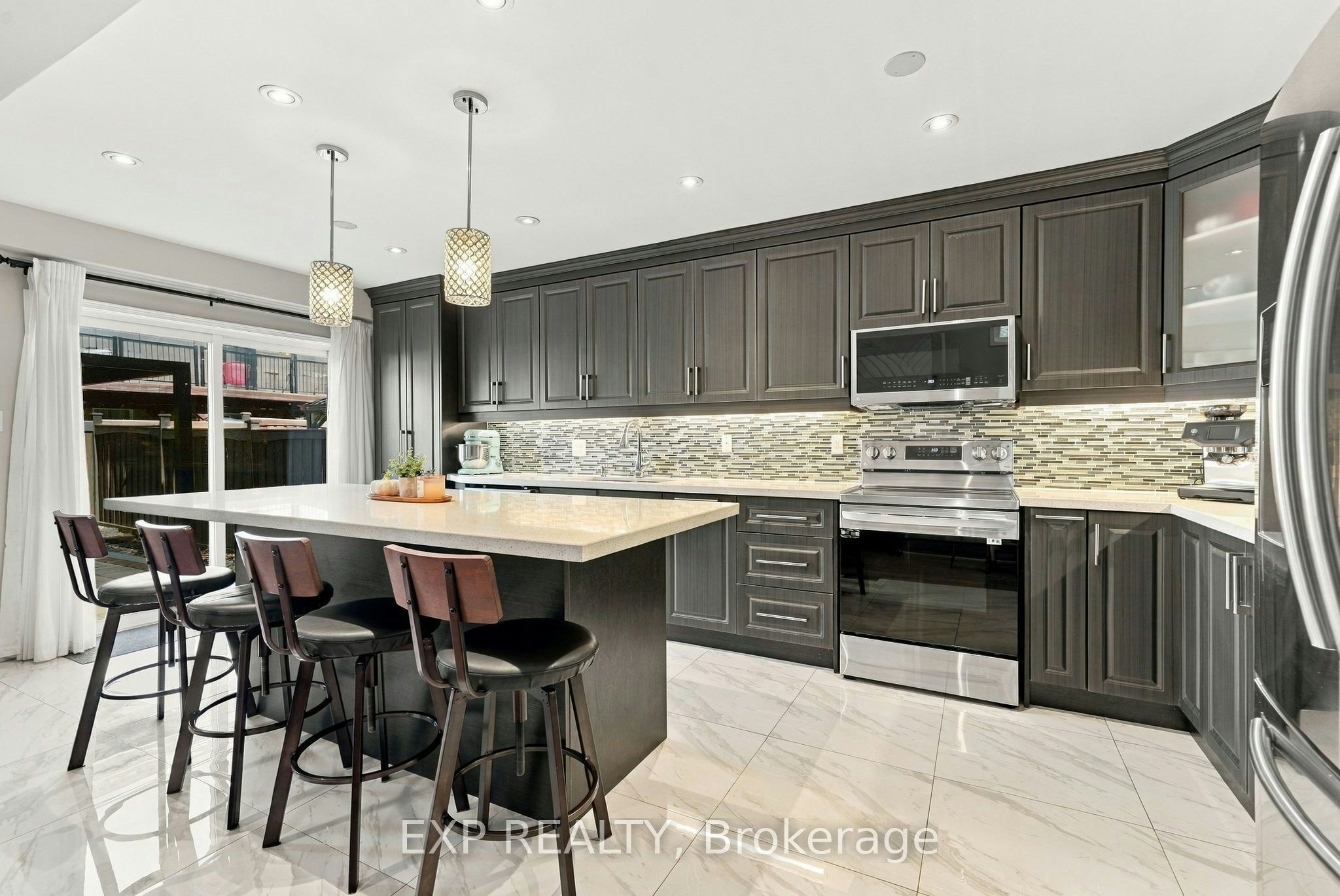 48 Thackery Drive, Ajax, ON, L1T 0B4 - 9