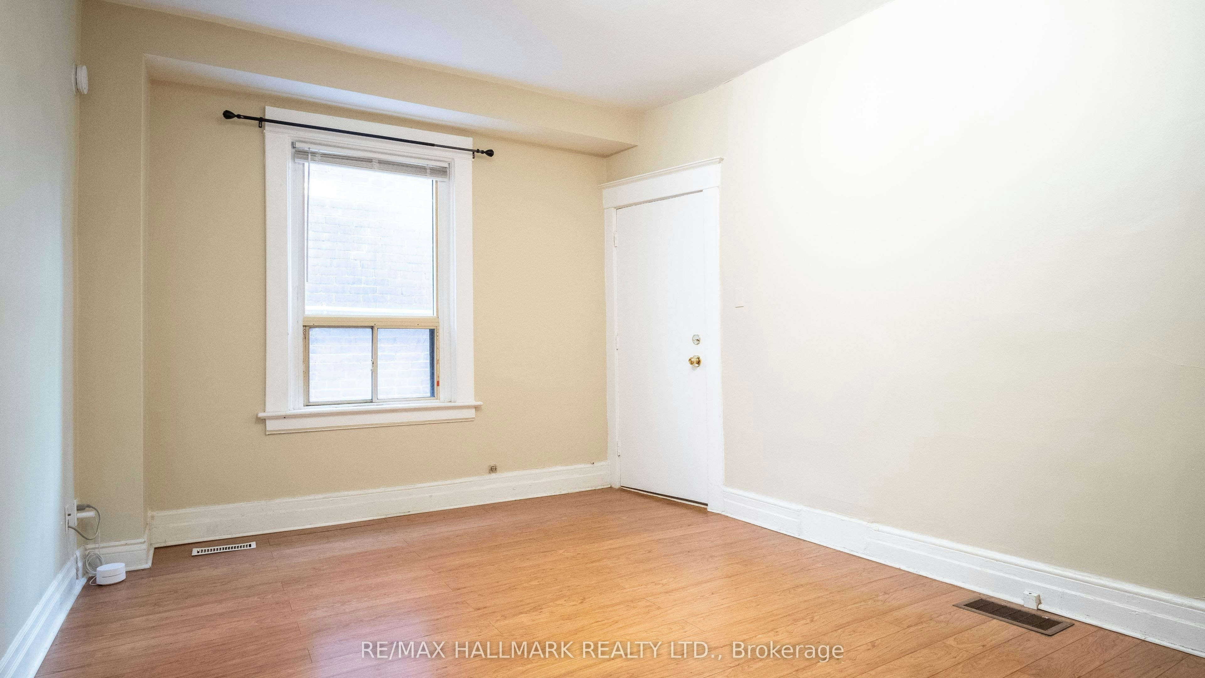 3-560 Jones Avenue, Toronto, ON, M4J 3H1 - 7