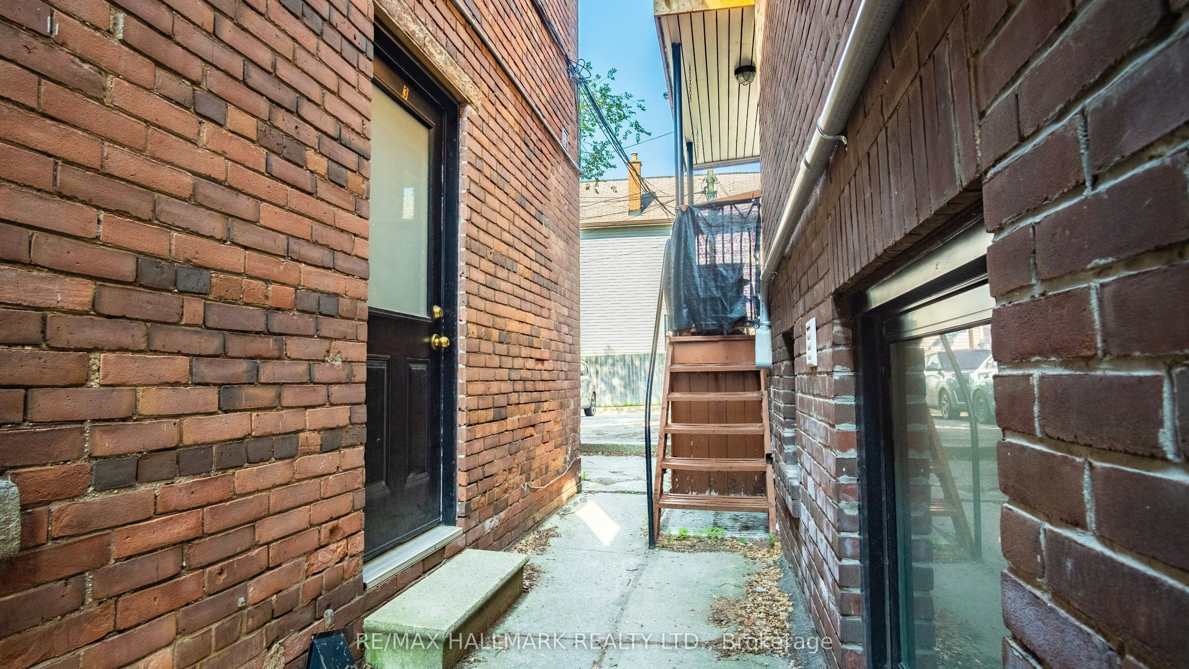 3-560 Jones Avenue, Toronto, ON, M4J 3H1 - 14
