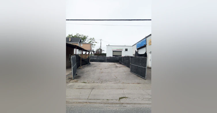209A Danforth Road, Toronto, ON, M1L 3X2 - 2