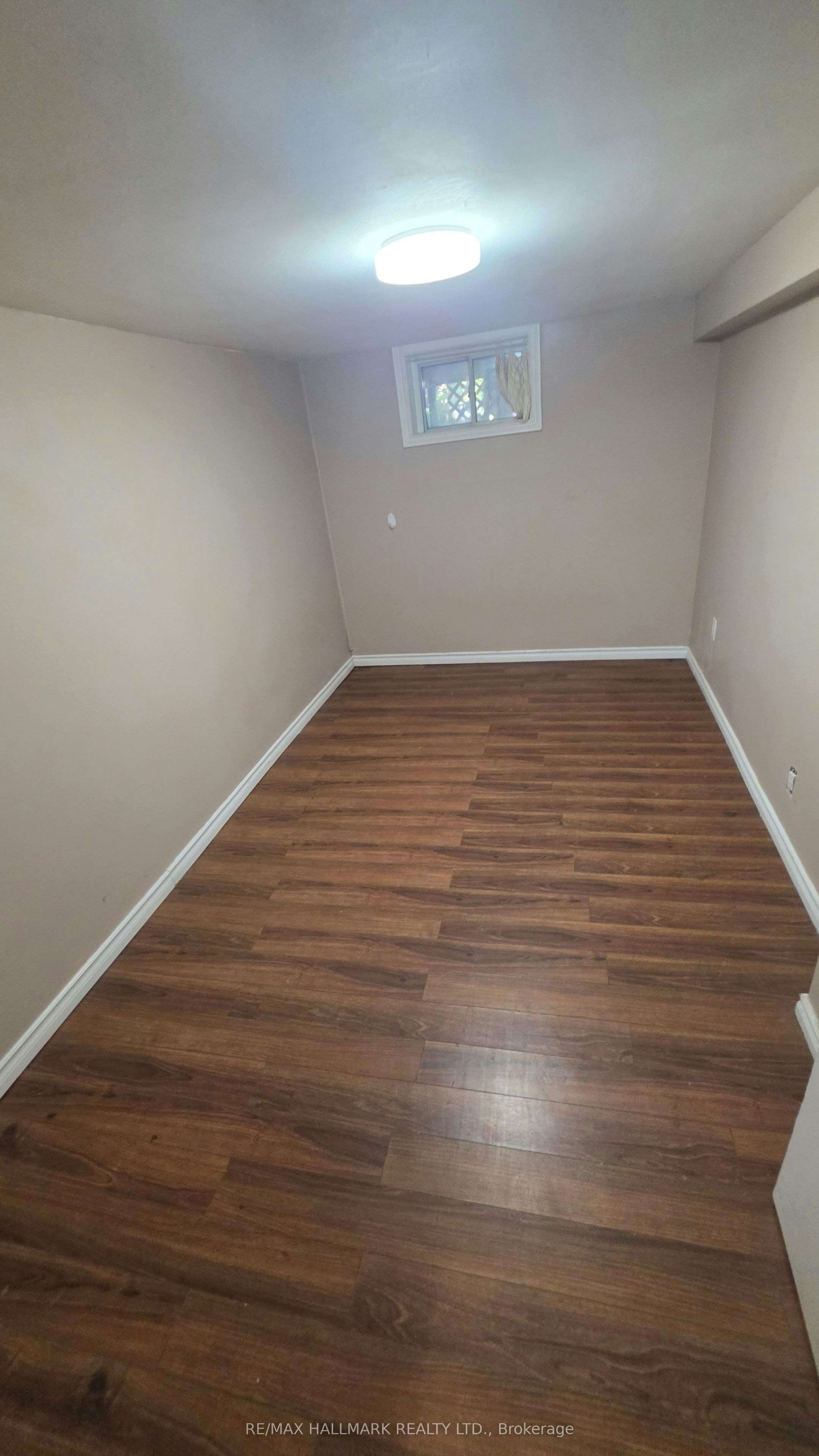Lower Level-15 North Bonnington Avenue, Toronto, ON, M1K 1X3 - 27