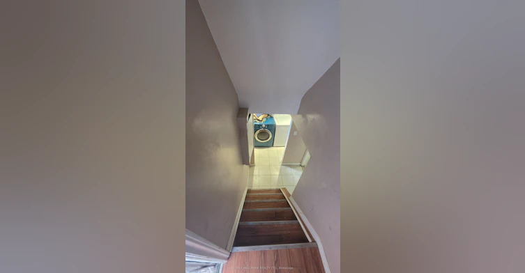 Lower Level-15 North Bonnington Avenue, Toronto, ON, M1K 1X3 - 5
