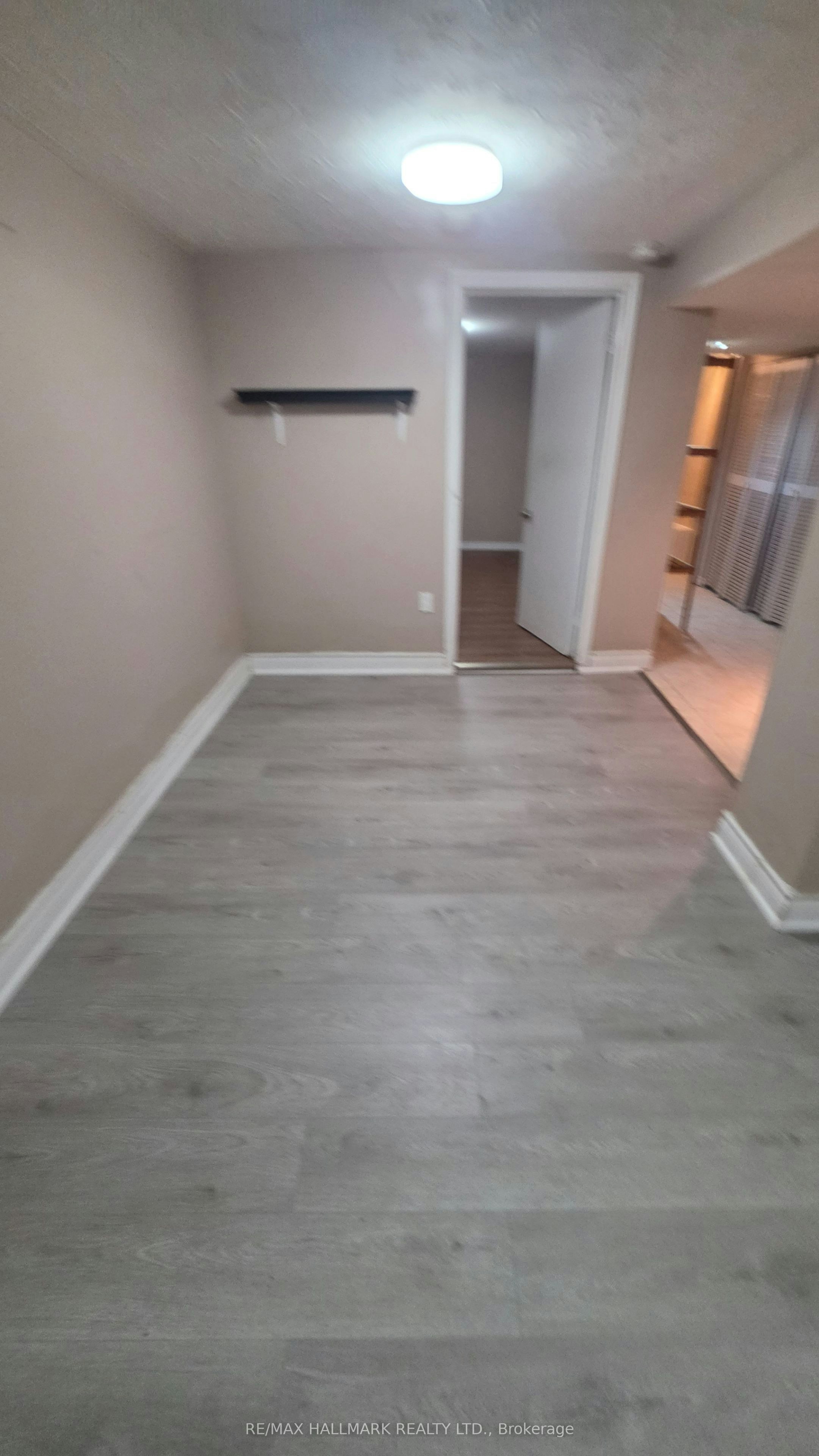 Lower Level-15 North Bonnington Avenue, Toronto, ON, M1K 1X3 - 17