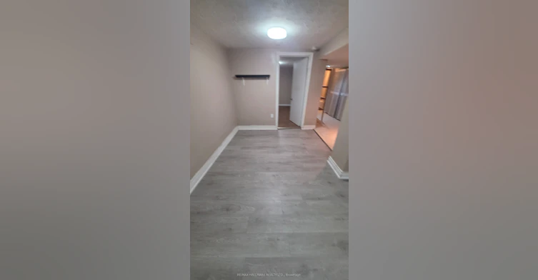 Lower Level-15 North Bonnington Avenue, Toronto, ON, M1K 1X3 - 17