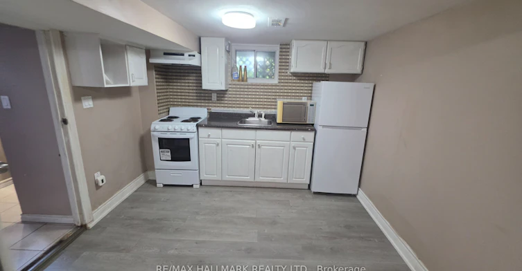 Lower Level-15 North Bonnington Avenue, Toronto, ON, M1K 1X3 - 12