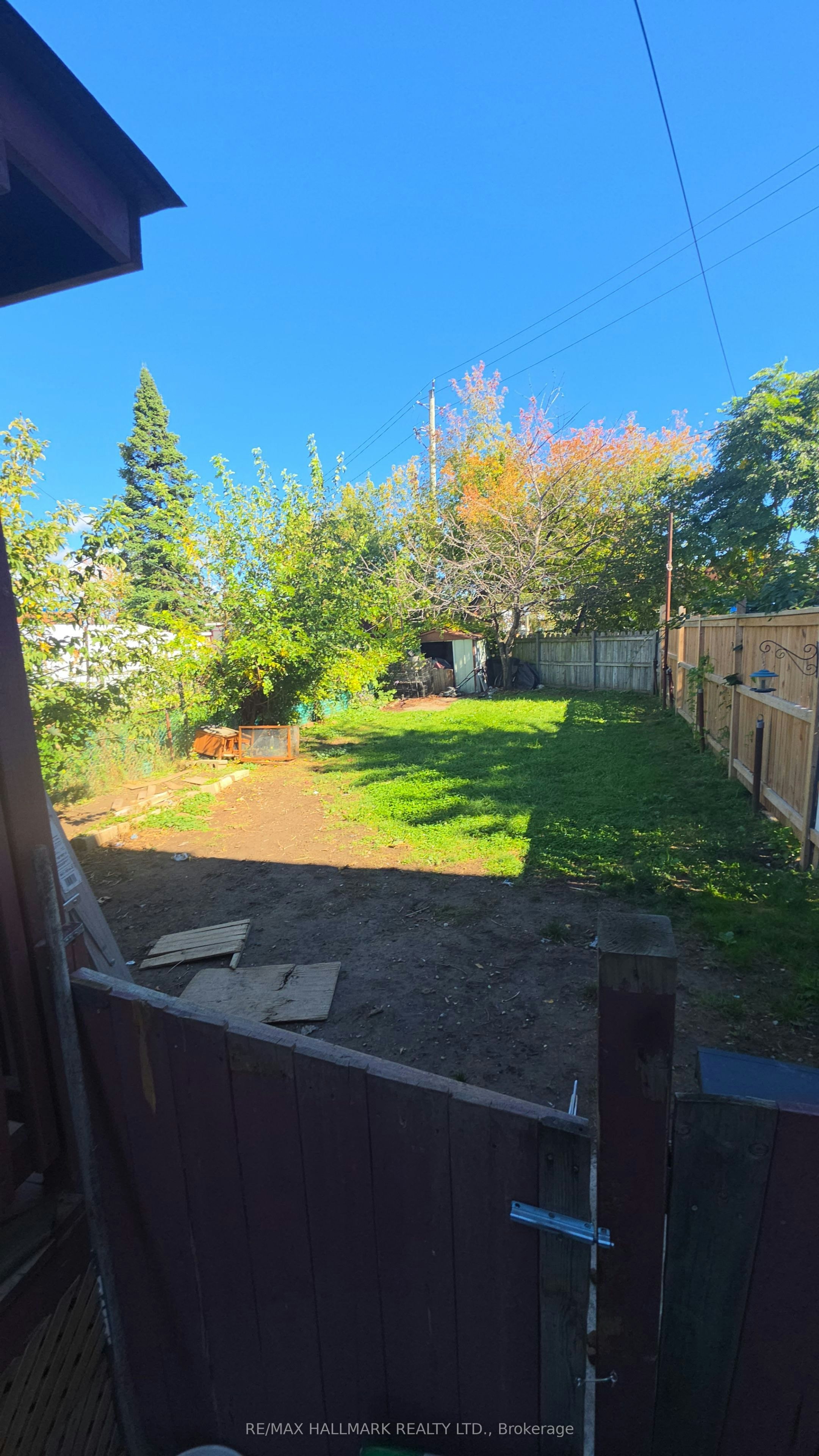 Lower Level-15 North Bonnington Avenue, Toronto, ON, M1K 1X3 - 29