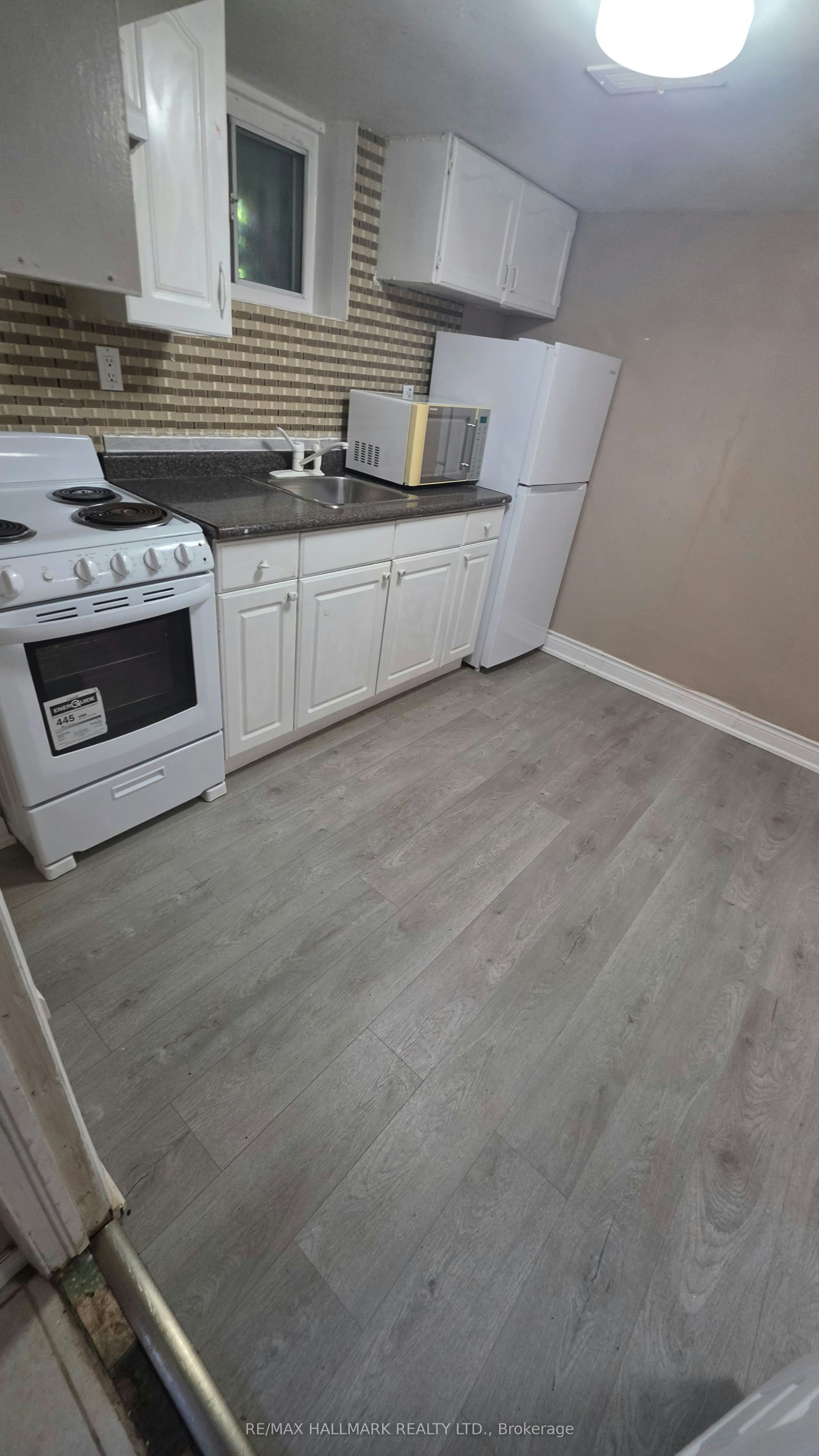 Lower Level-15 North Bonnington Avenue, Toronto, ON, M1K 1X3 - 11