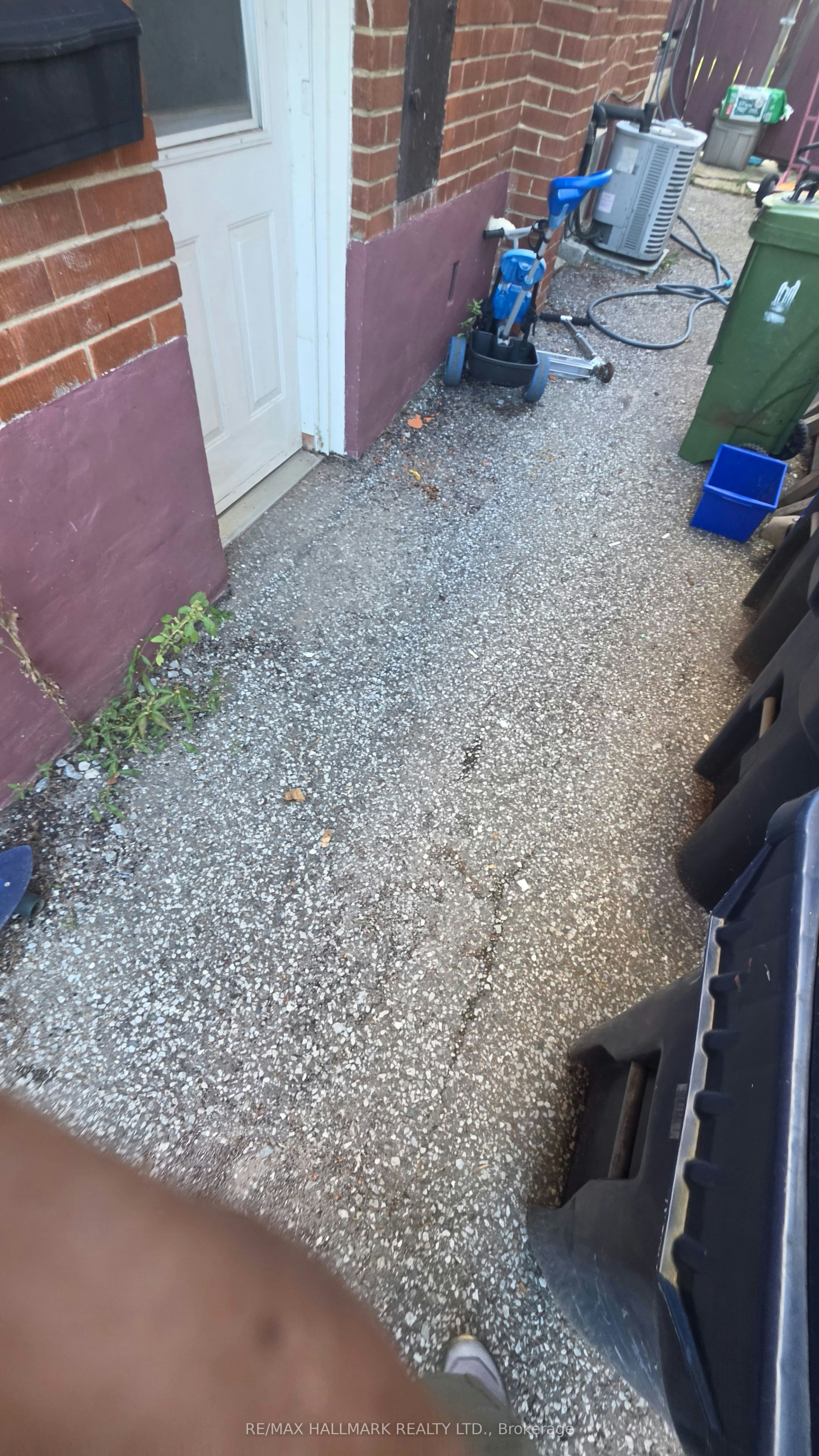 Lower Level-15 North Bonnington Avenue, Toronto, ON, M1K 1X3 - 3