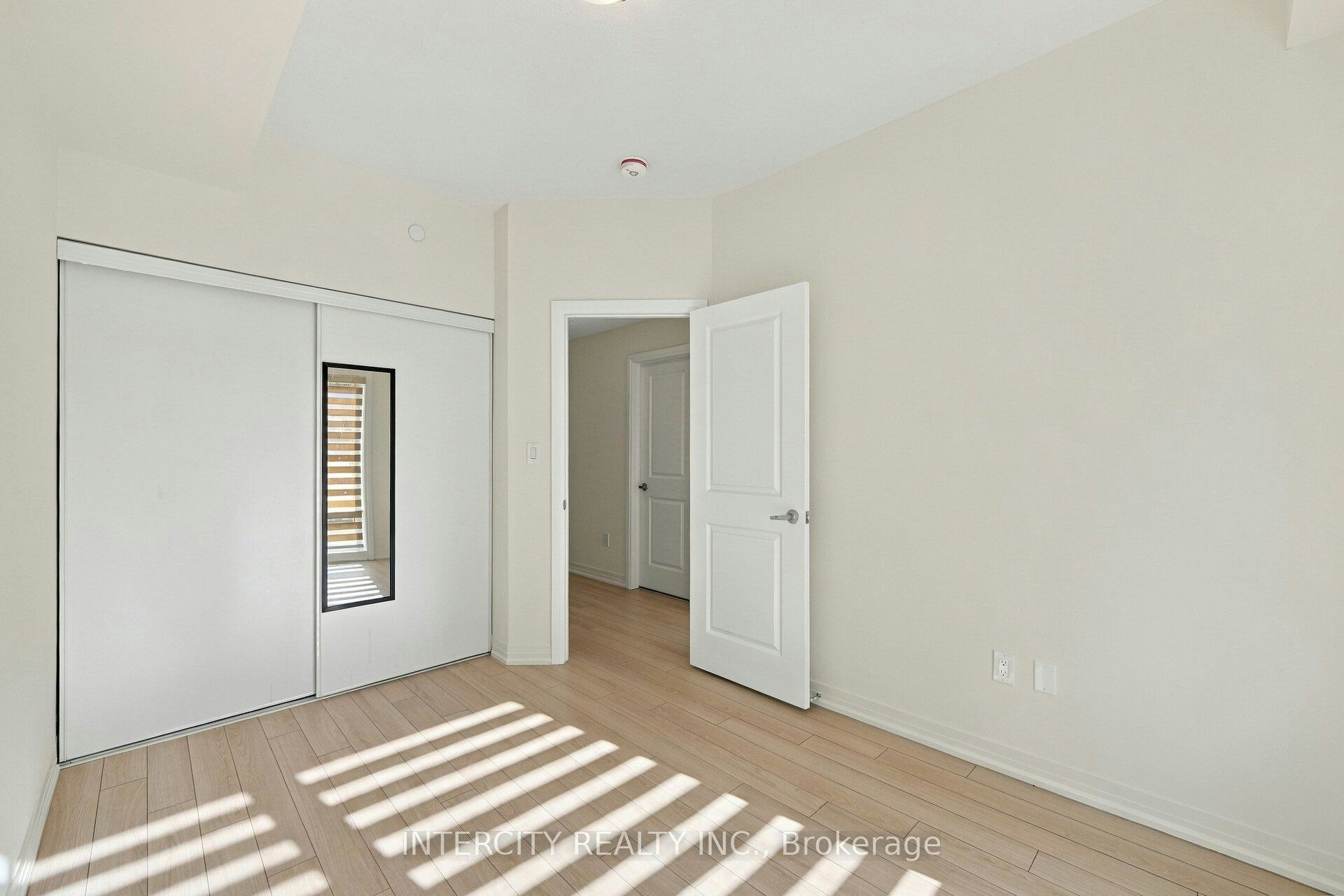 4-235 Mclevin Avenue, Toronto, ON, M1B 0E8 - 16