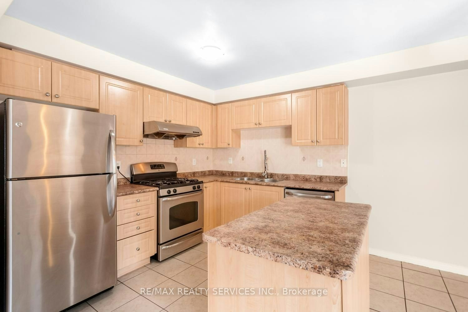 5 Dollery Gate, Ajax, ON, L1T 0G6 - 9