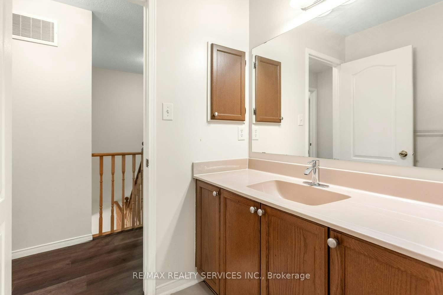5 Dollery Gate, Ajax, ON, L1T 0G6 - 26