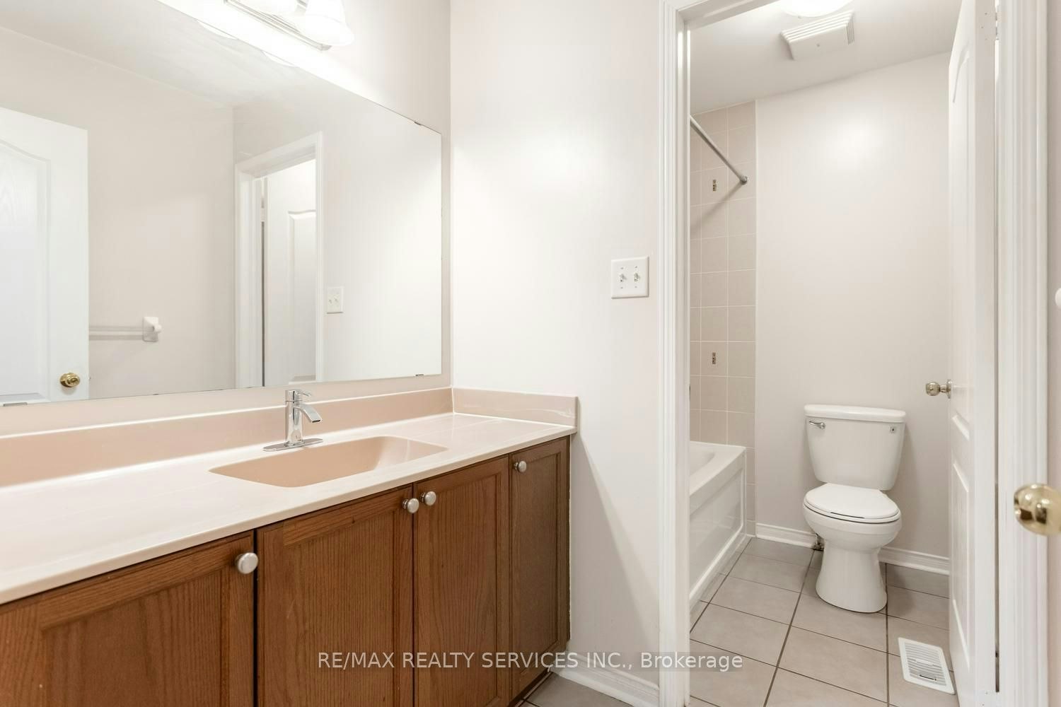 5 Dollery Gate, Ajax, ON, L1T 0G6 - 27