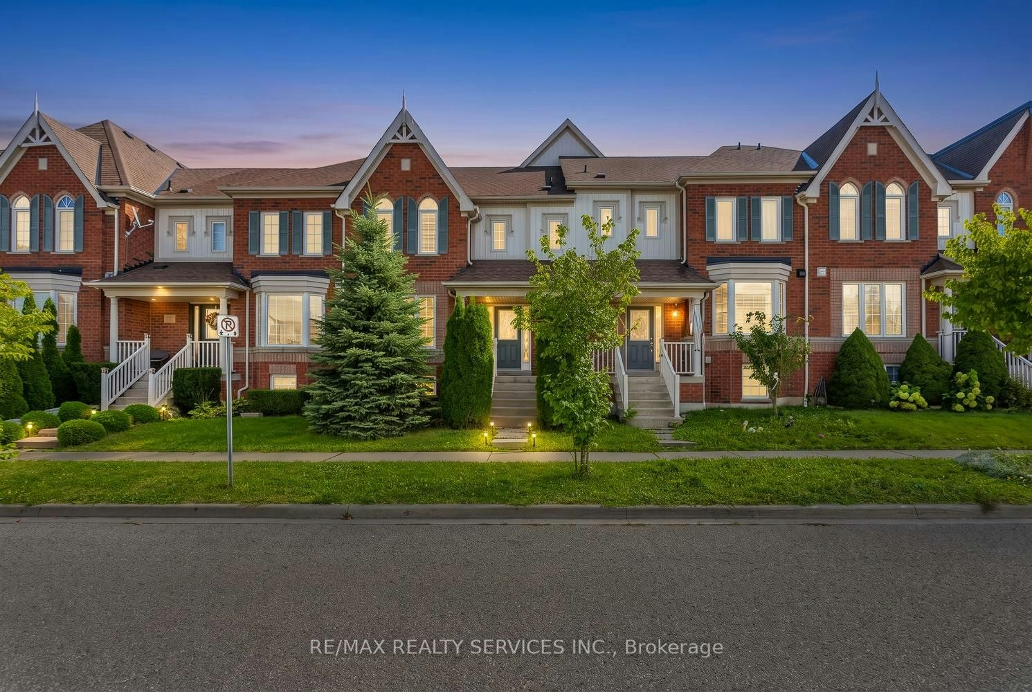 5 Dollery Gate, Ajax, ON, L1T 0G6