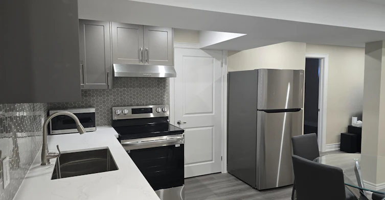 8 Hassard Short Lane, Ajax, ON, L1S 0G4 - 9