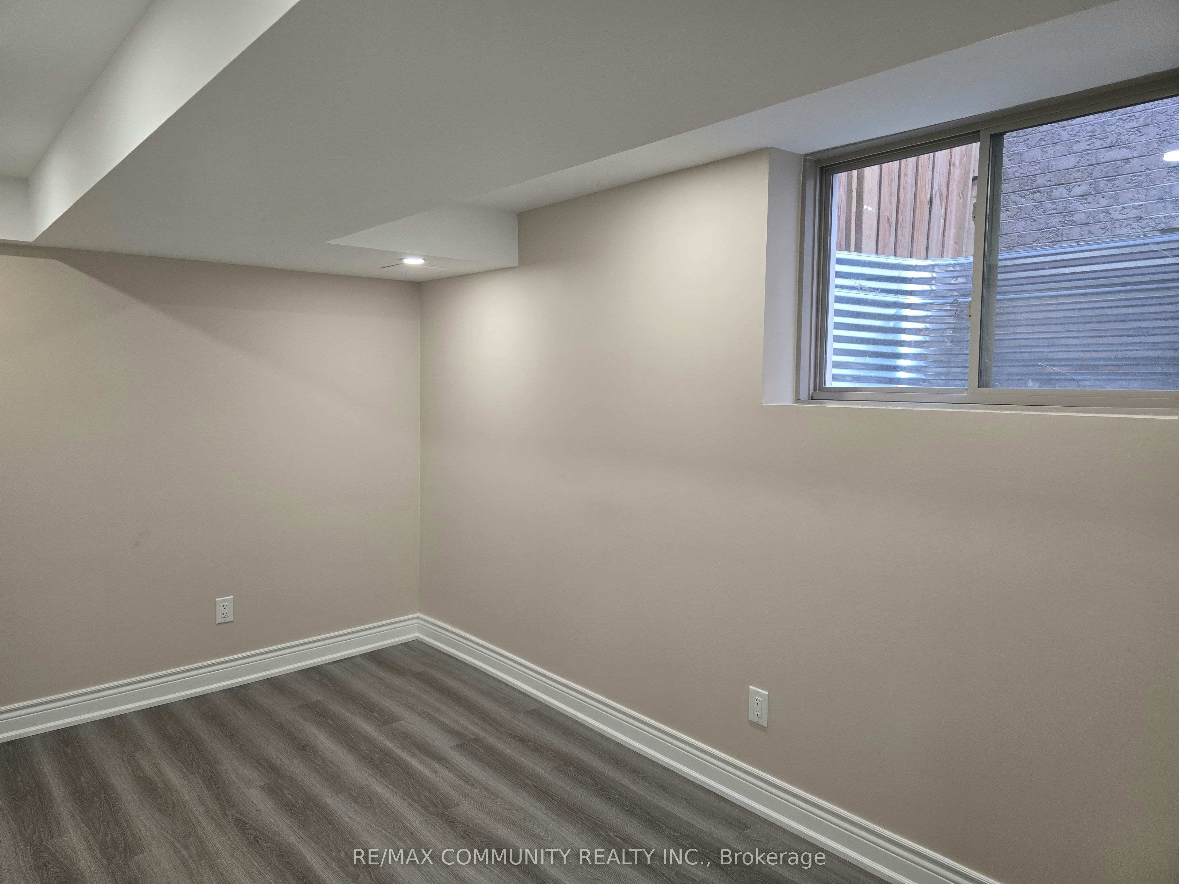 8 Hassard Short Lane, Ajax, ON, L1S 0G4 - 5