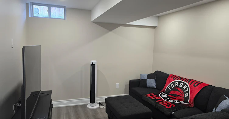 8 Hassard Short Lane, Ajax, ON, L1S 0G4 - 3