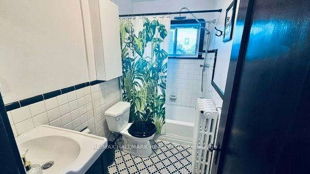 Main & 2nd Floors-457 Mortimer Avenue, Toronto, ON, M4J 2G3 - 13