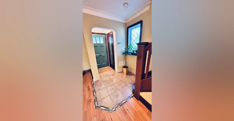 Main & 2nd Floors-457 Mortimer Avenue, Toronto, ON, M4J 2G3 - 3