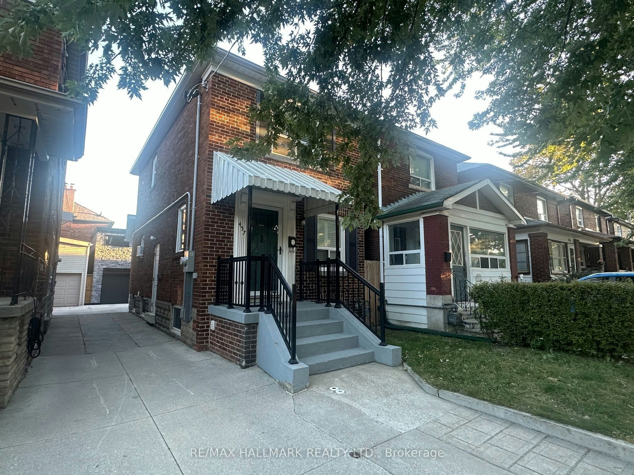 Main & 2nd Floors-457 Mortimer Avenue, Toronto, ON, M4J 2G3 - 2
