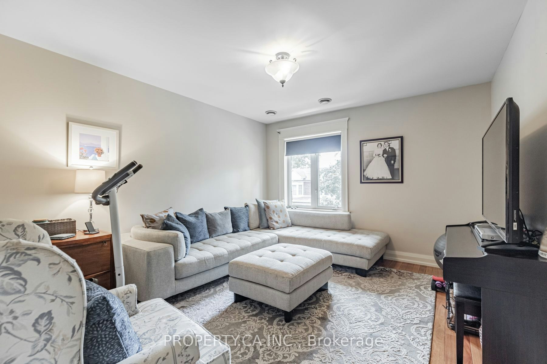 Upper-131 Gillard Avenue, Toronto, ON, M4J 4N7 - 20