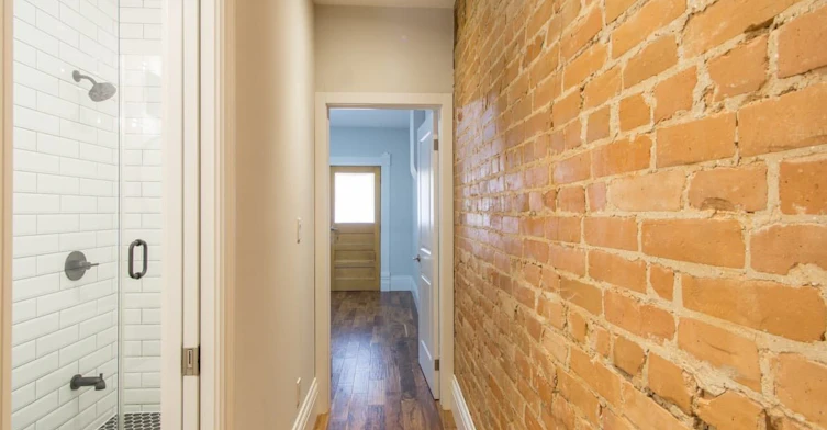 Main-936 Dundas Street E, Toronto, ON, M4M 1R3 - 5