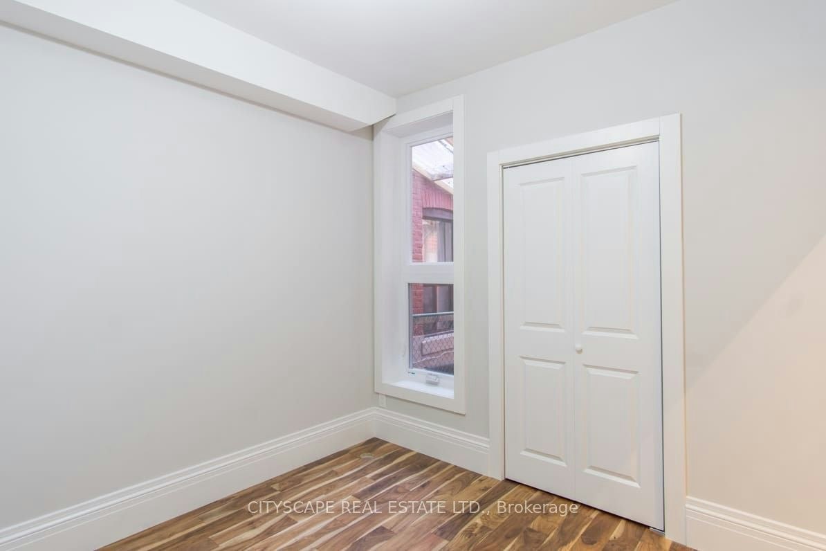 Main-936 Dundas Street E, Toronto, ON, M4M 1R3 - 3