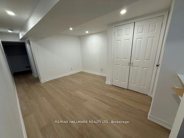 Lower-57 Hiawatha Road, Toronto, ON, M4L 2X7 - 3