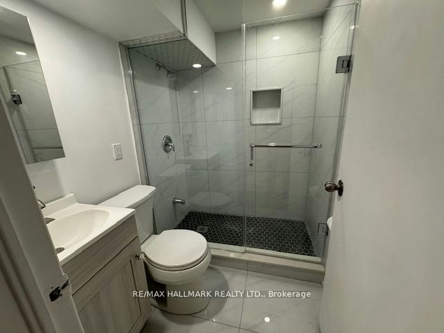 Lower-57 Hiawatha Road, Toronto, ON, M4L 2X7 - 6